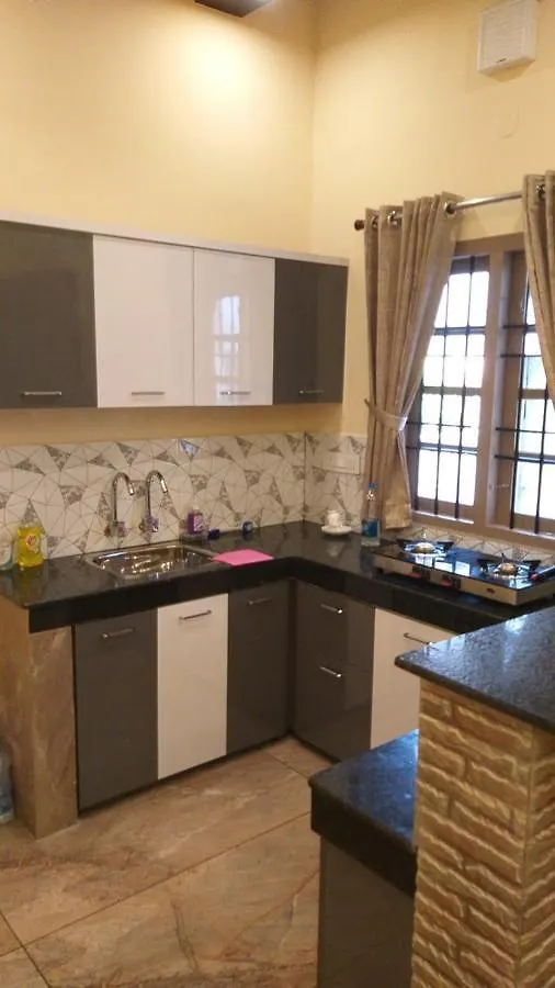 Henly Homestay Kochi
