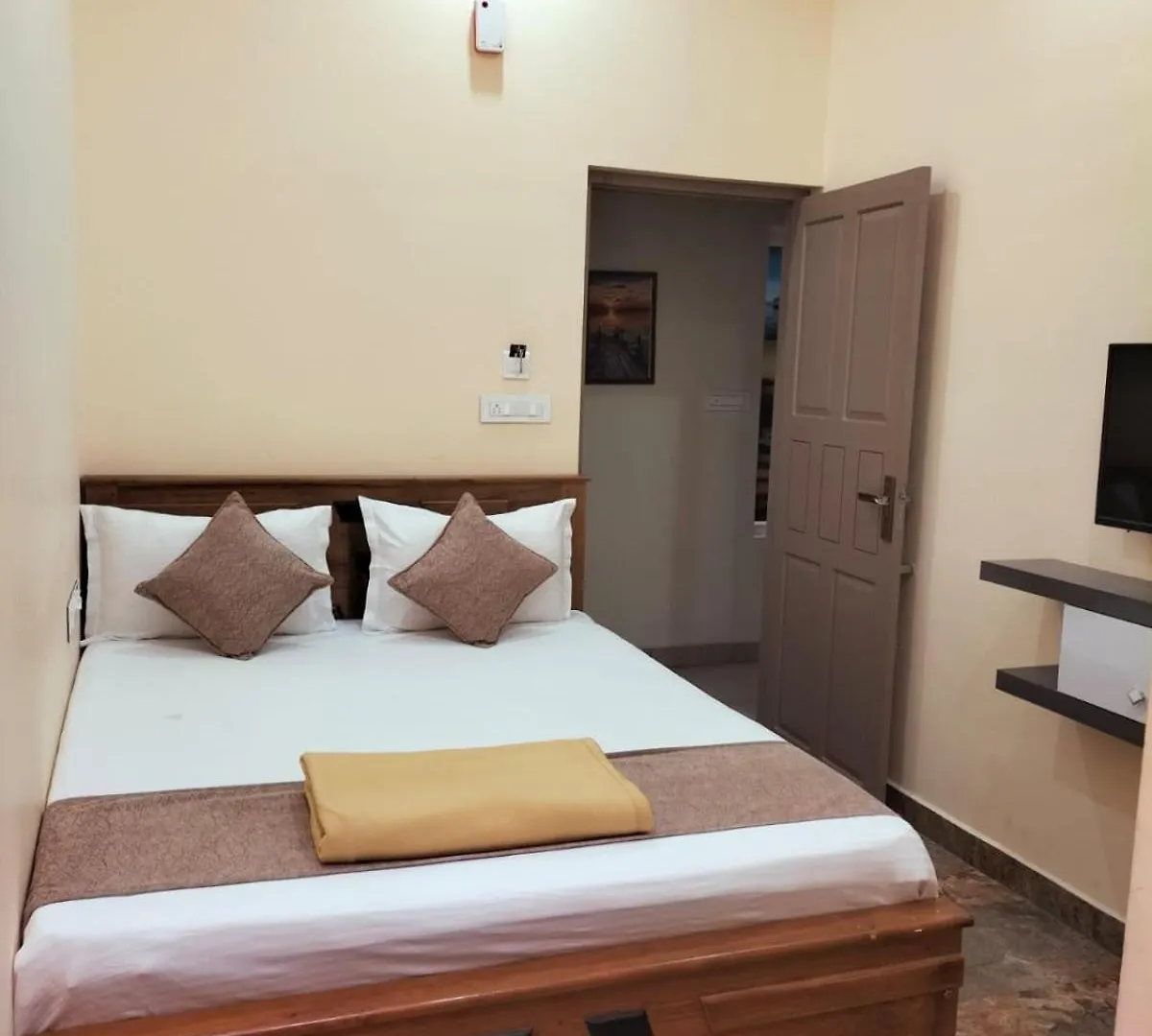 Henly Homestay Kochi